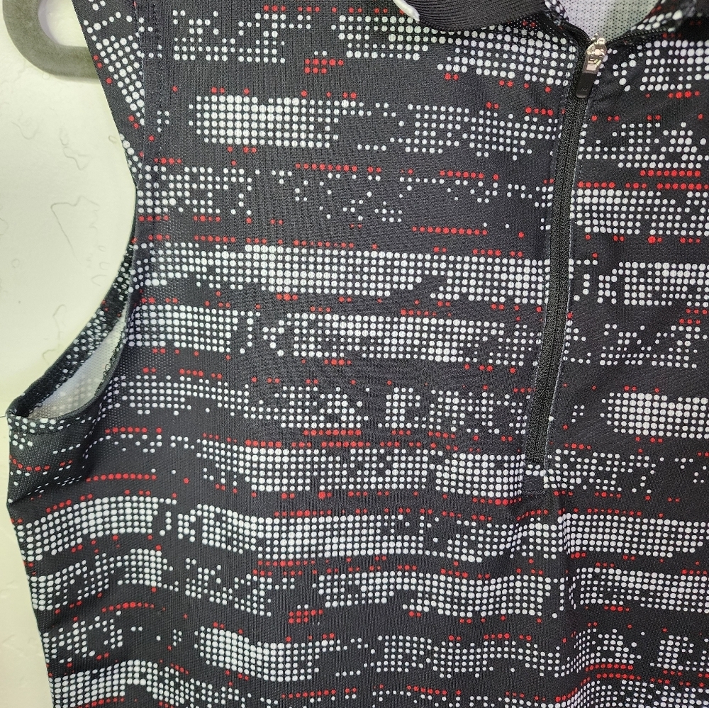 Nivo Black Pixel Golf Crop Tank Half Zip Tank Size Small - Picture 3 of 6